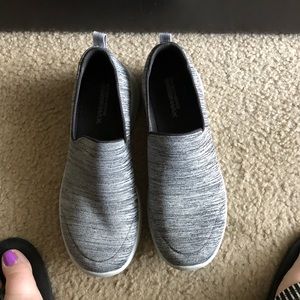 Skechers Go Walk shoes size 8.